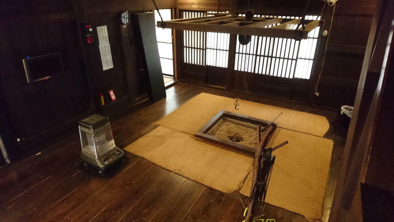 Hotel Gokayama Gassho No Sato Nanto Exteriér fotografie